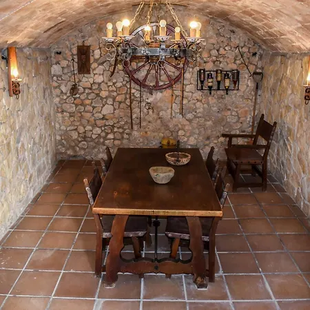 Masia St Salvador 1582 * Cubelles